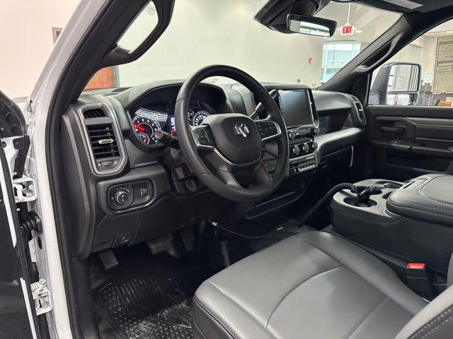 2026 Ram 3500 Tradesman Regular Cab 4x4 8' Box