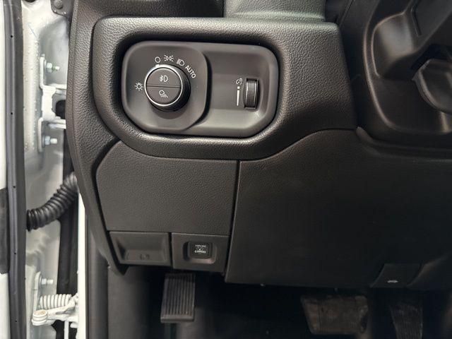 2026 Ram 3500 Tradesman Regular Cab 4x4 8' Box