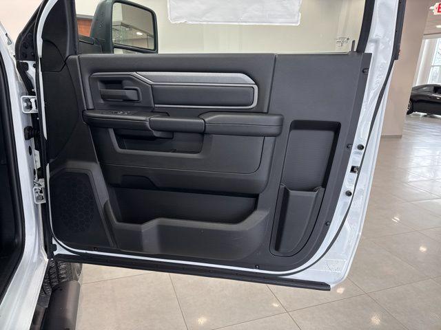2026 Ram 3500 Tradesman Regular Cab 4x4 8' Box