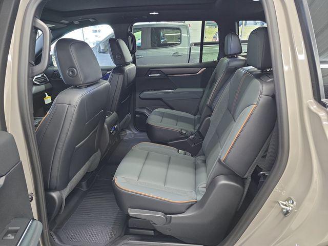 2026 GMC Acadia AT4 AWD