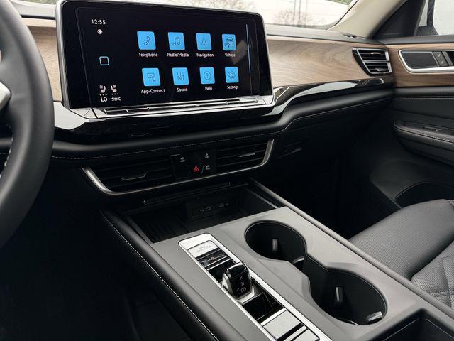 2026 Volkswagen Atlas SE