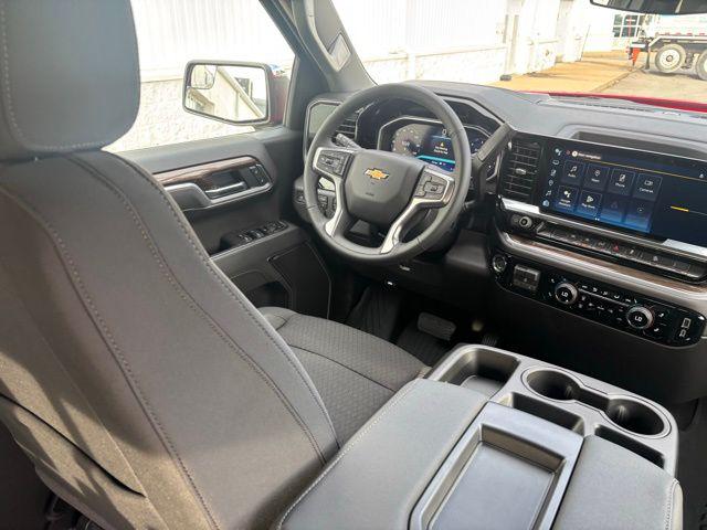 2026 Chevrolet Silverado 1500 4WD Crew Cab Standard Bed LT