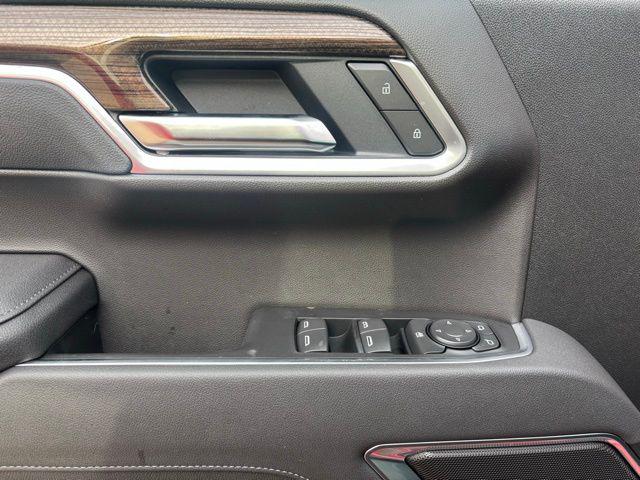 2026 Chevrolet Silverado 1500 4WD Crew Cab Standard Bed LT
