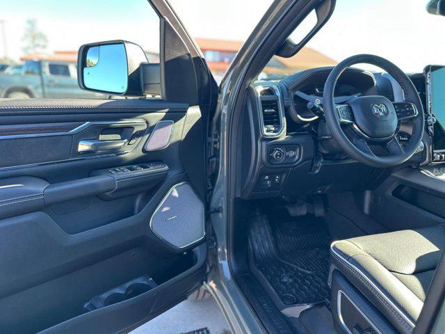 2026 Ram 1500 Laramie Crew Cab 4x4 5'7" Box