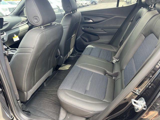 2026 Buick NV Preferred FWD