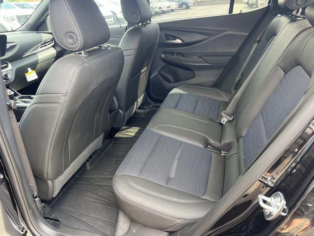 2026 Buick NV Preferred FWD