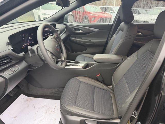 2025 Buick NV Preferred FWD