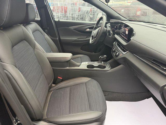 2025 Buick NV Preferred FWD