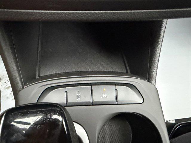 2025 Buick NV Preferred FWD