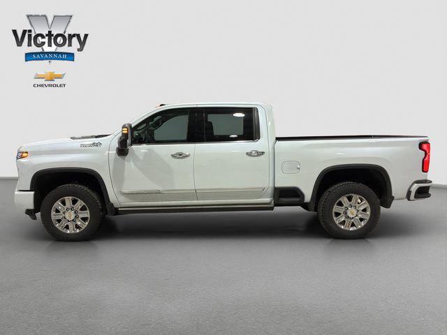2026 Chevrolet Silverado 2500HD Crew Cab, Standard Bed, High Country, 4WD