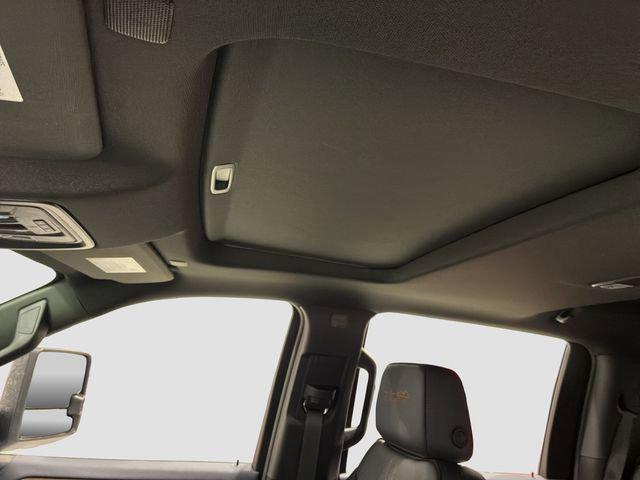 2026 Chevrolet Silverado 2500HD Crew Cab, Standard Bed, High Country, 4WD