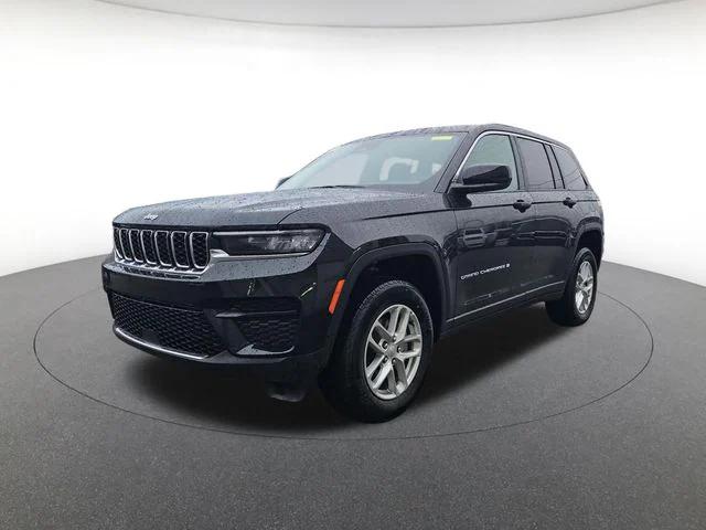 2026 Jeep Grand Cherokee GRAND CHEROKEE LAREDO X 4X4