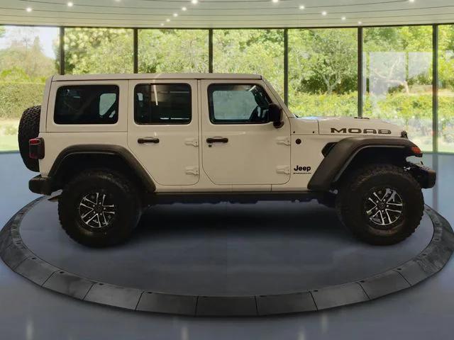 2026 Jeep Wrangler WRANGLER 4-DOOR MOAB 392