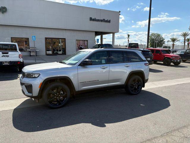 2026 Jeep Grand Cherokee GRAND CHEROKEE LIMITED 4X2 2026 Jeep Grand Cherokee GRAND CHEROKEE LIMITED 4X2
