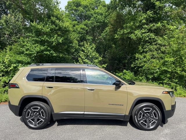2026 Jeep Cherokee Laredo 4x4