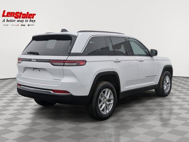 2026 Jeep Grand Cherokee GRAND CHEROKEE LAREDO X 4X4