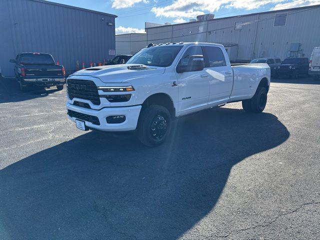 2026 Ram 3500 Laramie Crew Cab 4x4 8' Box