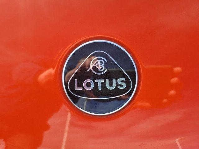 2026 Lotus Emira - Photo 31