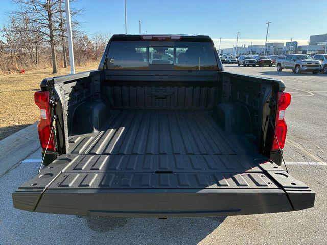 2026 Chevrolet Silverado 1500 4WD Crew Cab Short Bed LTZ