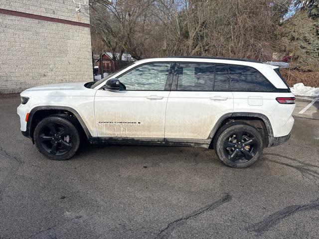 2023 Jeep Grand Cherokee Altitude 4x4