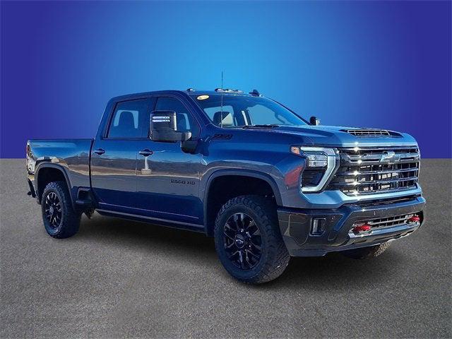 2025 Chevrolet Silverado 2500HD 4WD Crew Cab Standard Bed LTZ