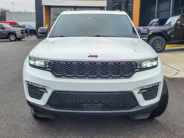 2023 Jeep Grand Cherokee Limited 4x4 2023 Jeep Grand Cherokee Limited 4x4