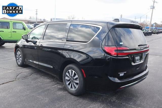 2024 Chrysler Pacifica Hybrid Select