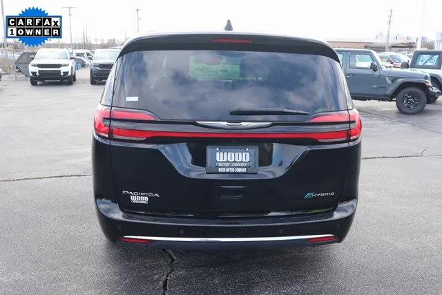 2024 Chrysler Pacifica Hybrid Select
