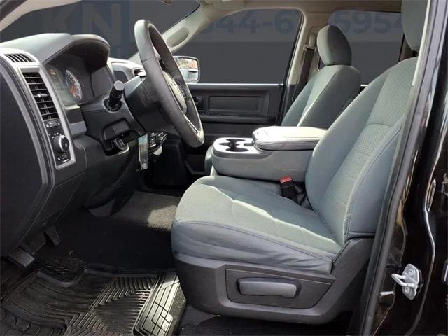 2018 RAM 1500 Express Quad Cab 4x4 64 Box