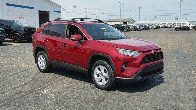 2020 Toyota RAV4 XLE