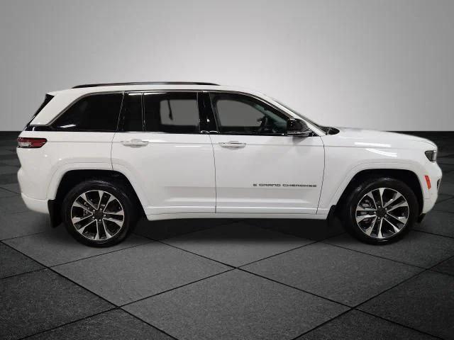 2023 Jeep Grand Cherokee Overland 4x4
