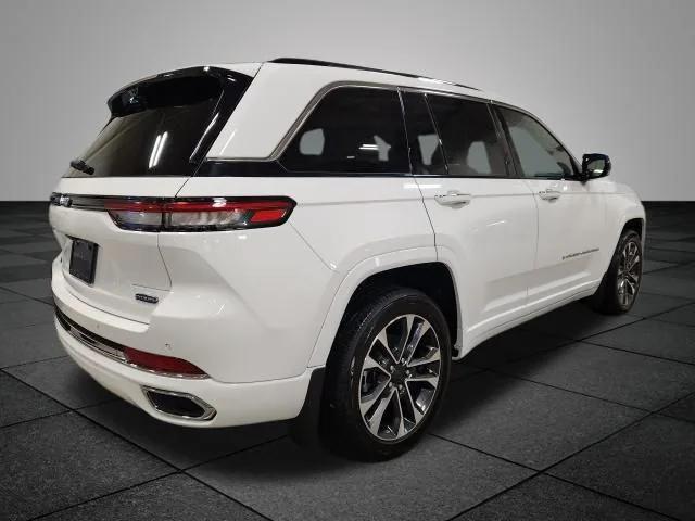 2023 Jeep Grand Cherokee Overland 4x4