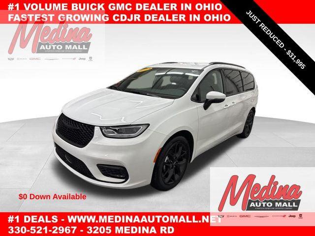 2023 Chrysler Pacifica Touring L