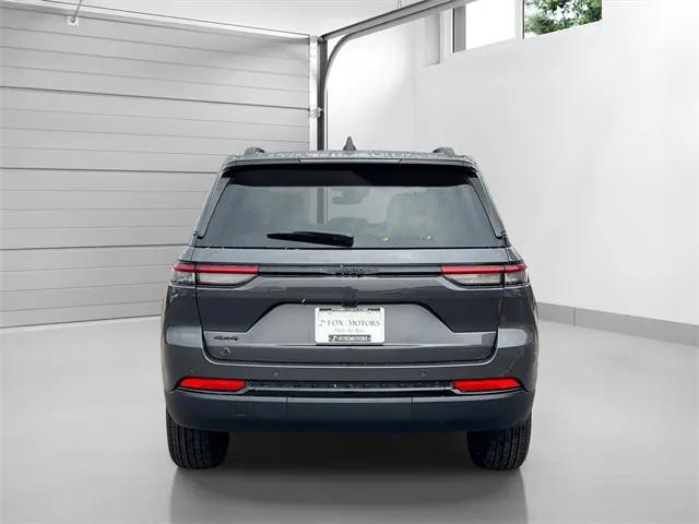 2025 Jeep Grand Cherokee Altitude X 4x4