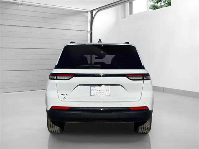 2025 Jeep Grand Cherokee Altitude X 4x4