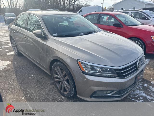 2016 Volkswagen Passat 1.8T SEL Premium