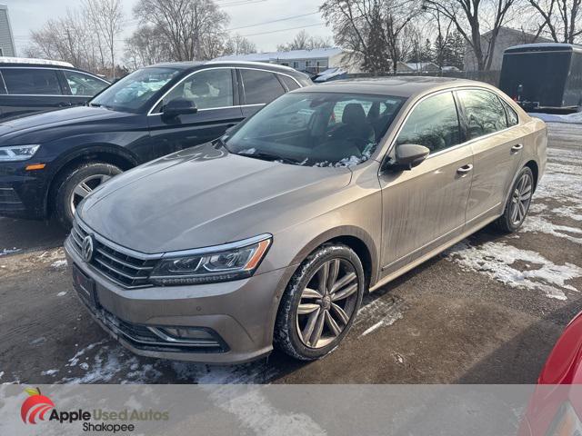 2016 Volkswagen Passat 1.8T SEL Premium
