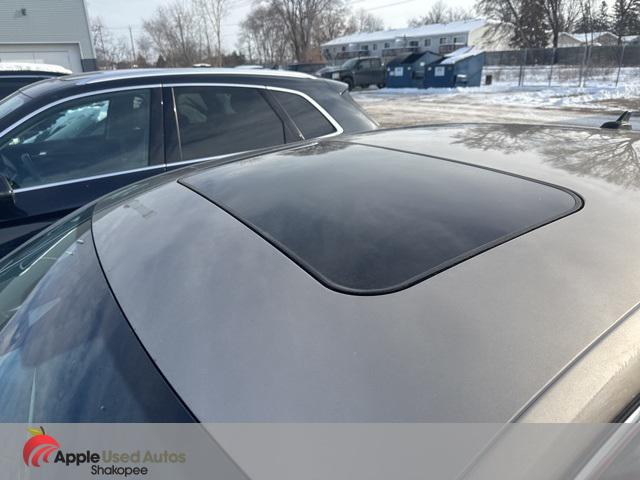 2016 Volkswagen Passat 1.8T SEL Premium