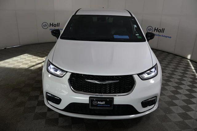 2025 Chrysler Pacifica Select 2025 Chrysler Pacifica Select