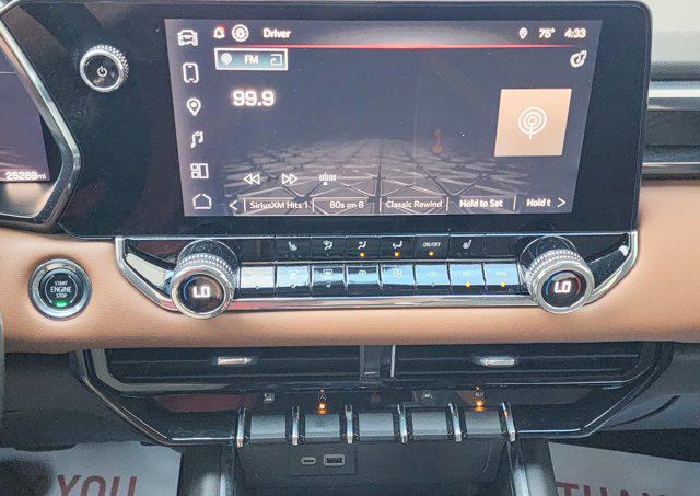 2024 GMC Canyon 4WD AT4
