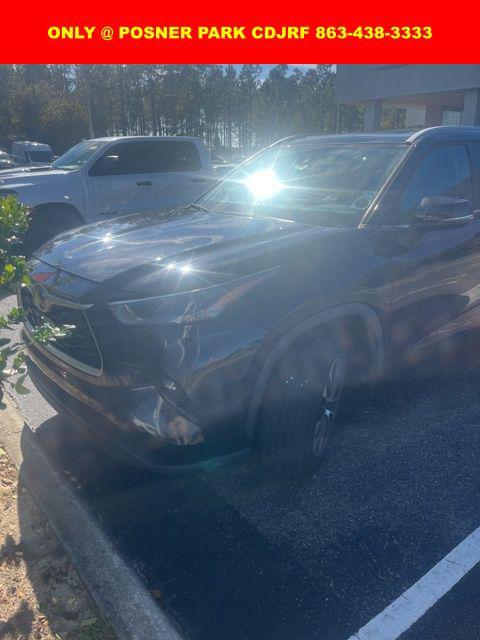 2023 Toyota Highlander Platinum