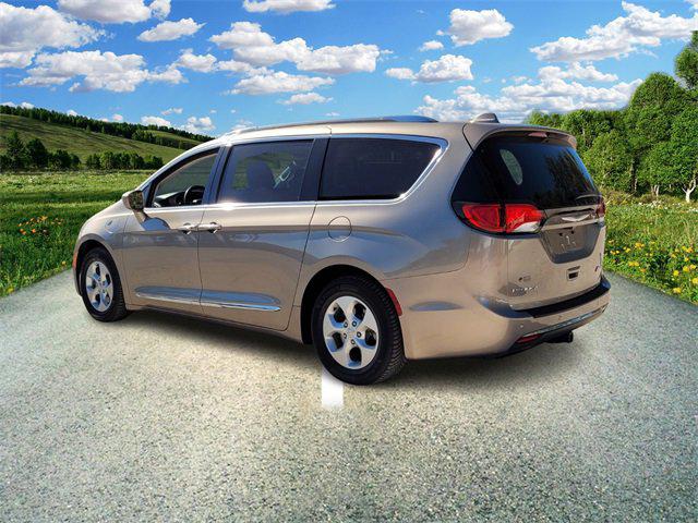 2018 Chrysler Pacifica Hybrid Touring L