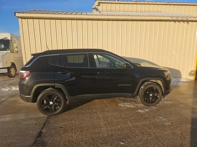 2022 Jeep Compass Latitude Lux 4x4