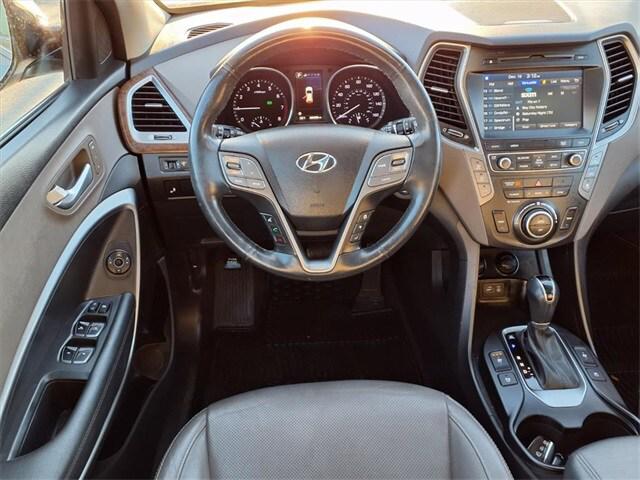 2017 Hyundai Santa Fe Limited Ultimate