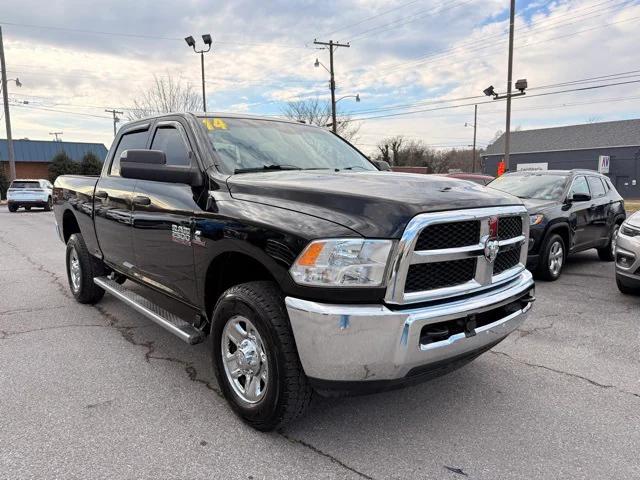 2014 RAM 2500 Tradesman 2014 RAM 2500 Tradesman