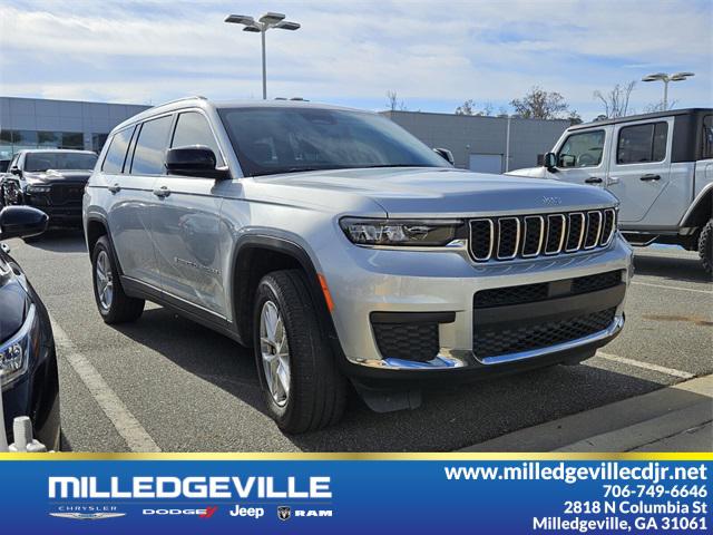 2021 Jeep Grand Cherokee L Laredo 4x2