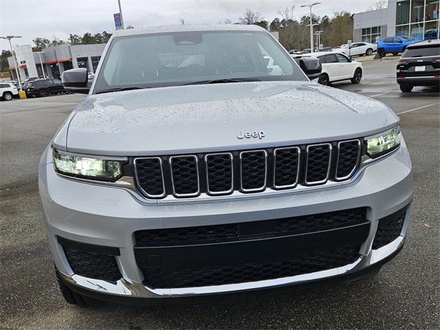 2021 Jeep Grand Cherokee L Laredo 4x2