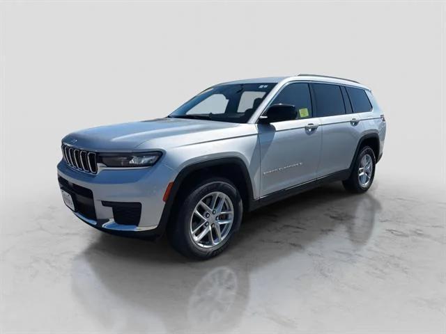 2021 Jeep Grand Cherokee L Laredo 4x4