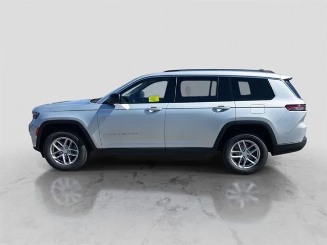 2021 Jeep Grand Cherokee L Laredo 4x4