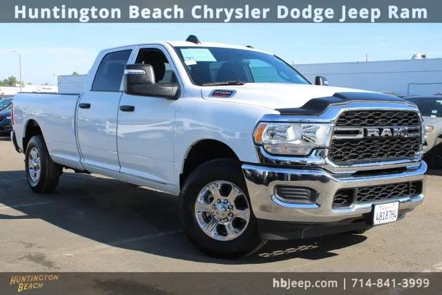 2023 RAM 2500 Tradesman Crew Cab 4x2 8 Box
